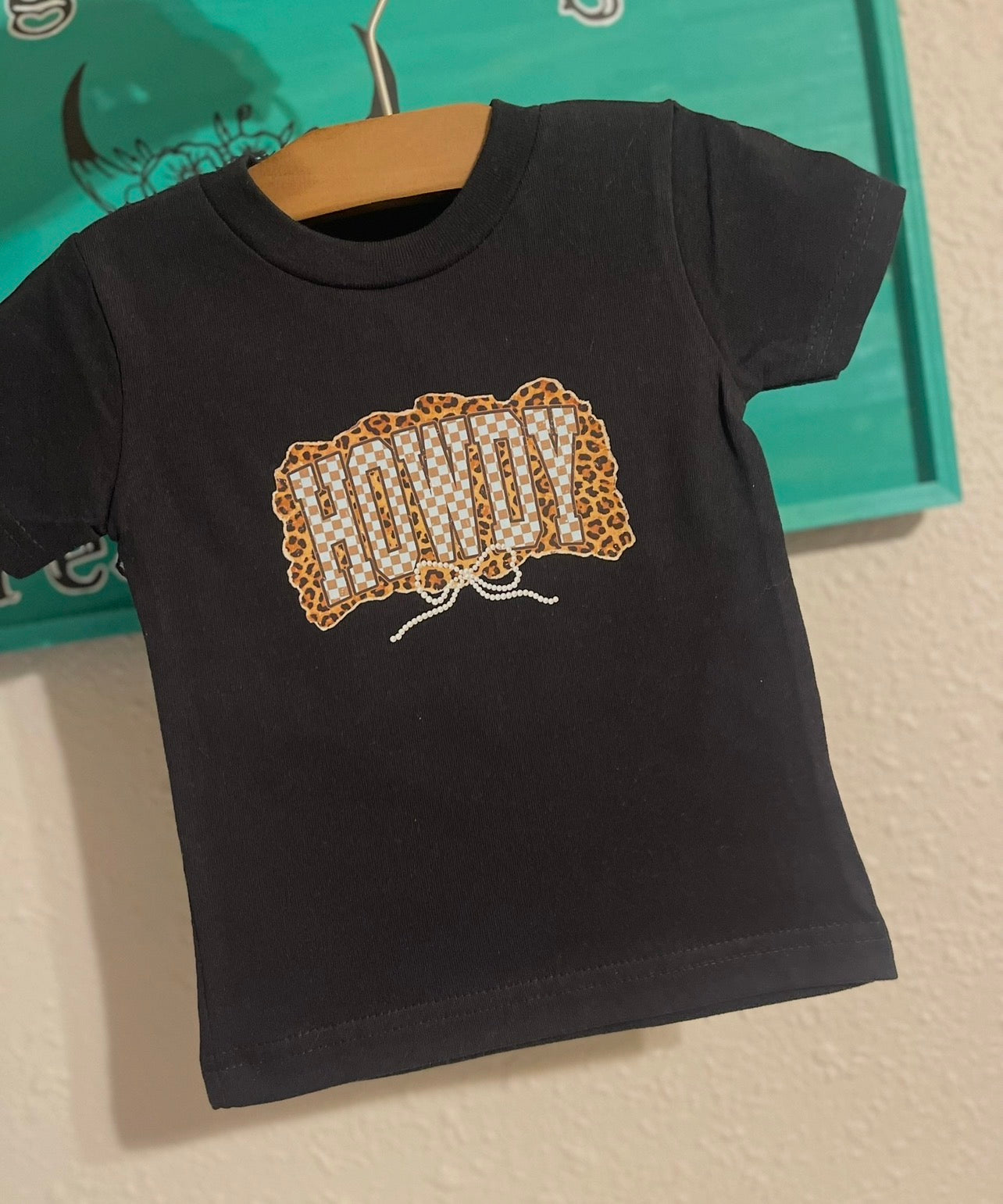 Howdy tee