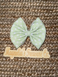 Green dots bow