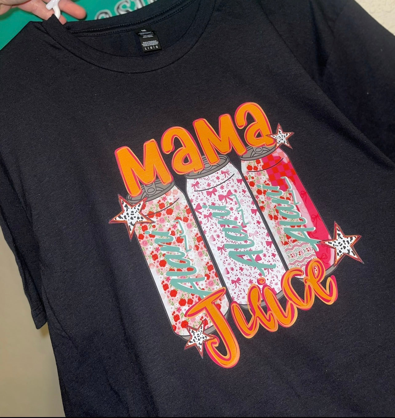 Mama juice tee