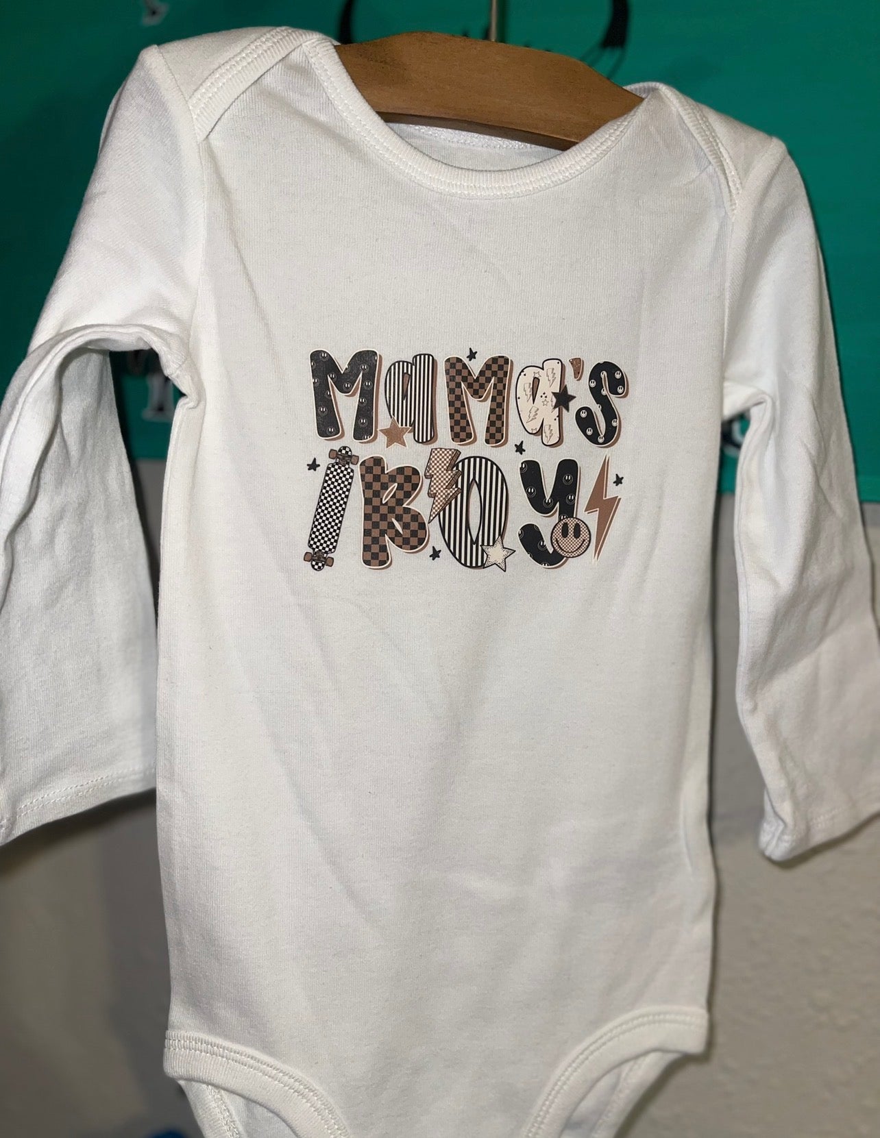 Mamas boy onesie