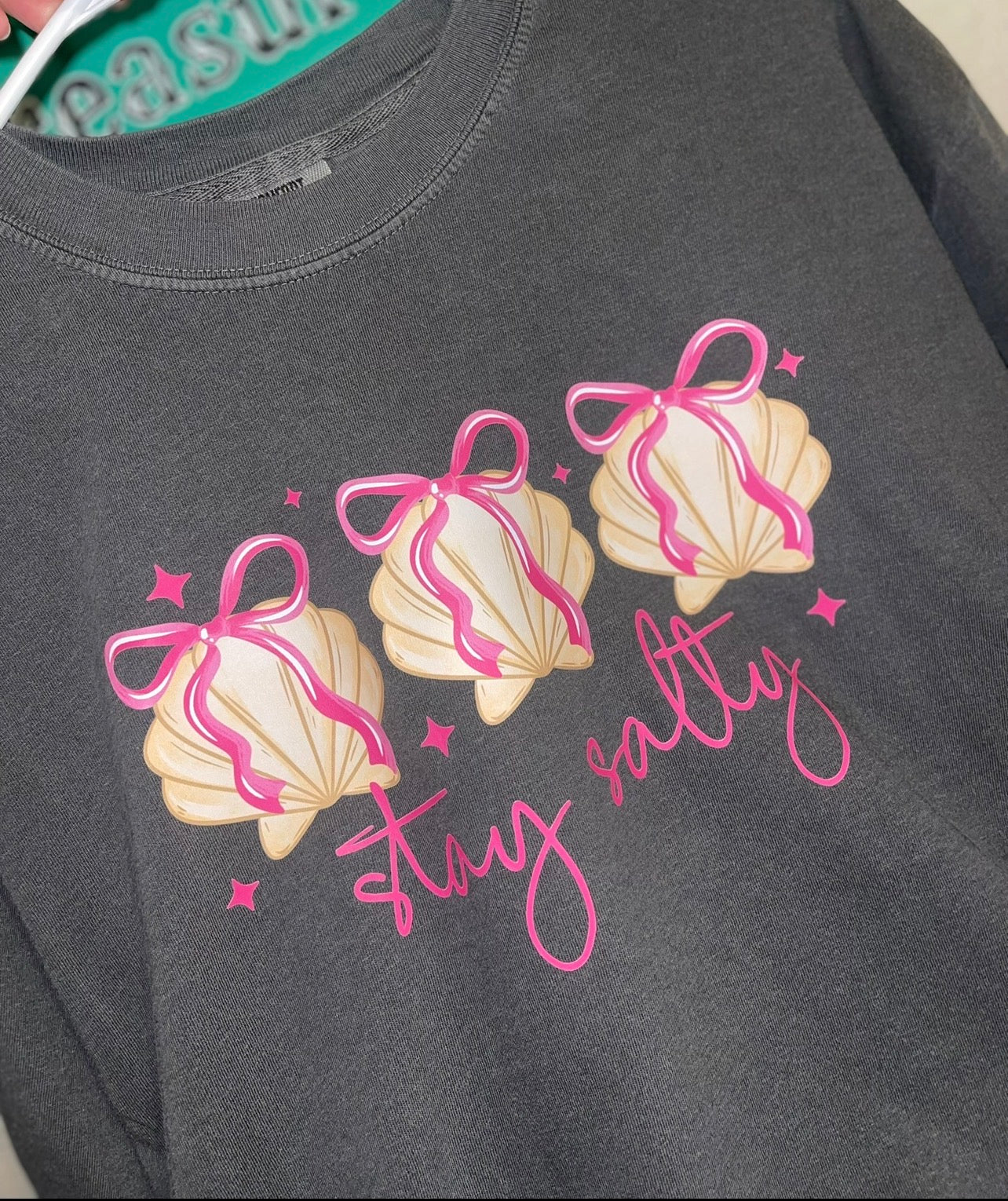 Beach tee