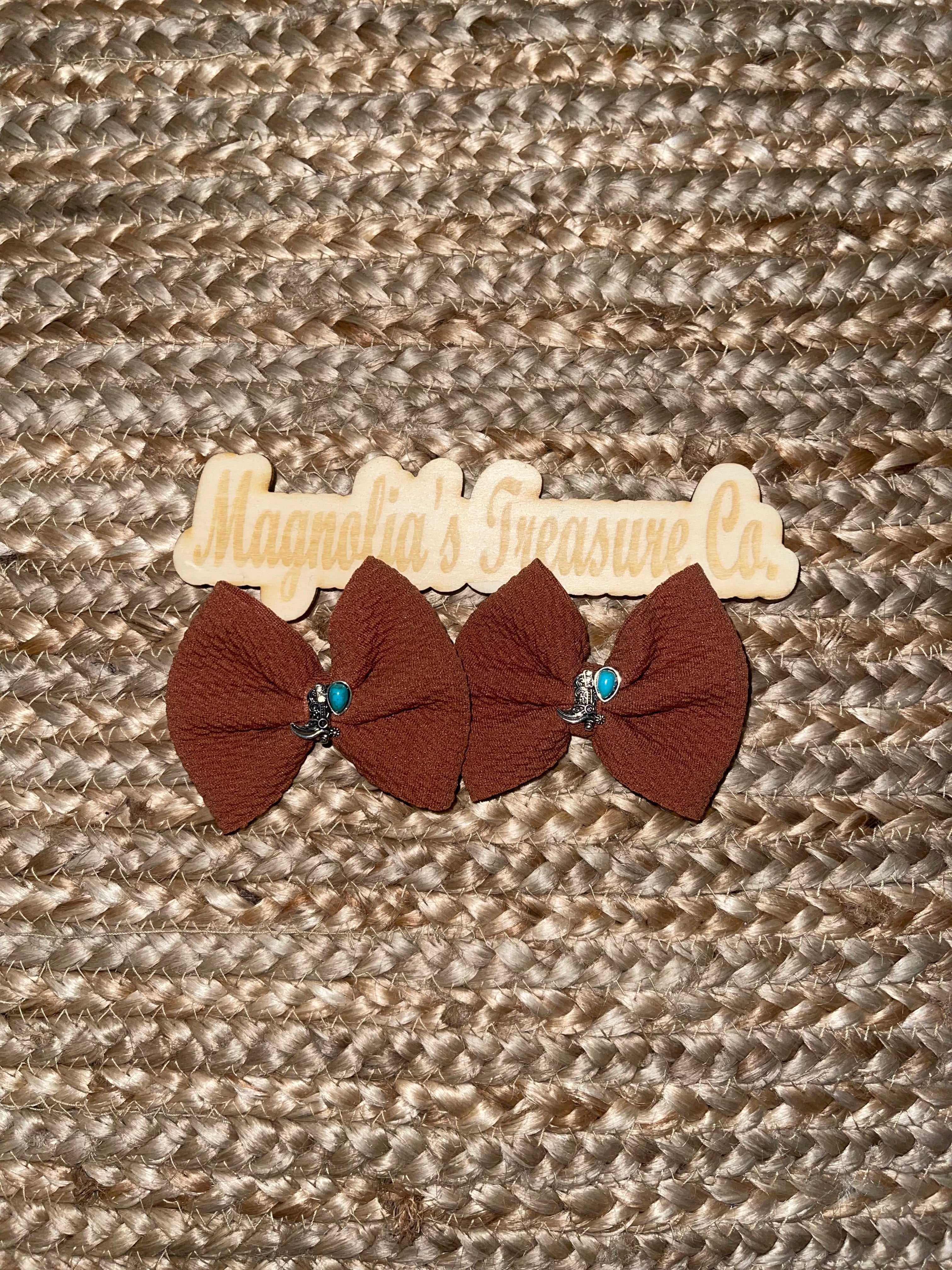 Piggies with boot charm