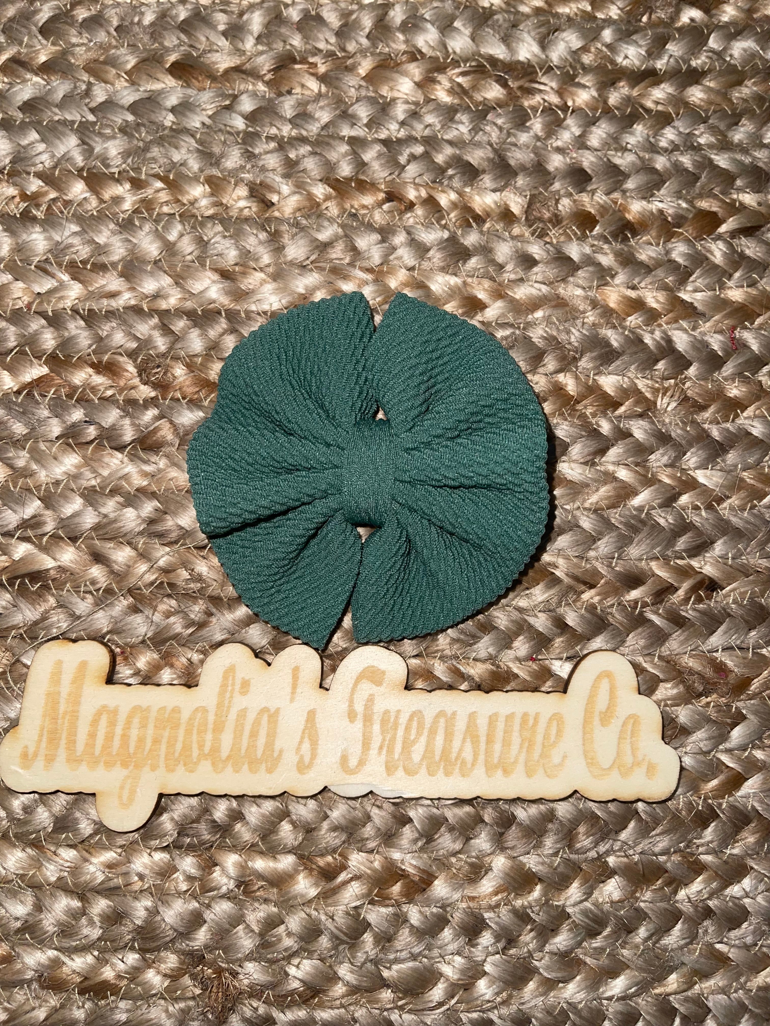 Green bow