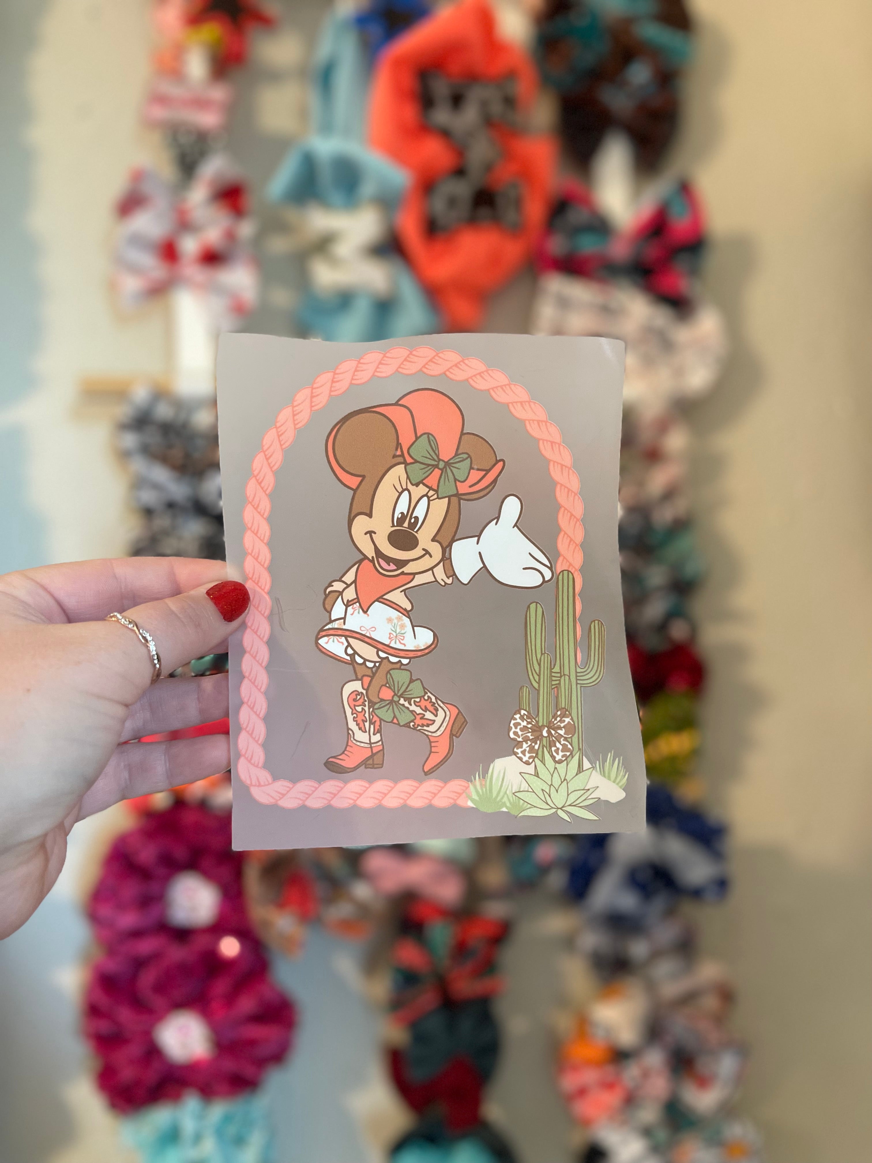 Western girl mouse (toddler)